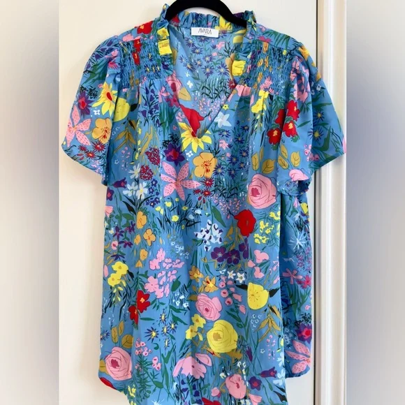 Floral Blue Top by Avara - Picture 1 of 2